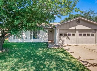 521 S Kate St, White Settlement, TX 76108