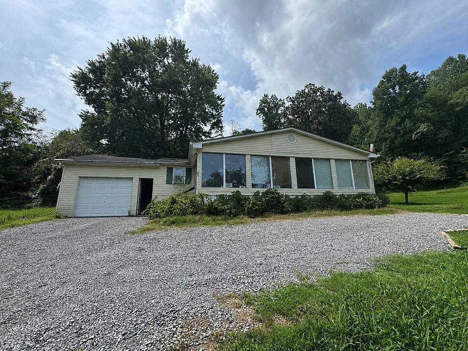 1st image of 196 Lynch Rd