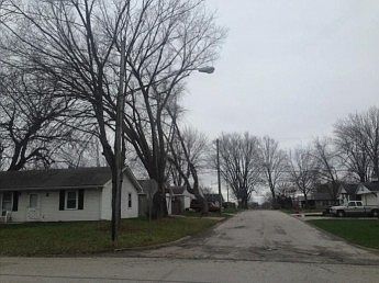 2nd image of 2802 W 68th St