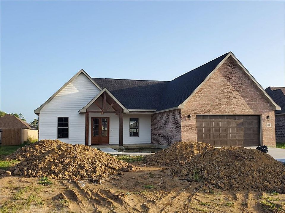 1st image of 1488 Cameron Dr