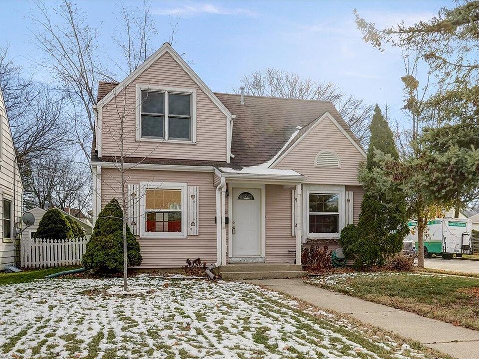 1st image of 7031 W Lincoln Ave