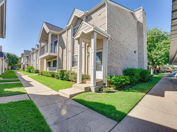 5881 Preston View Blvd APT 225, Dallas, TX 75240