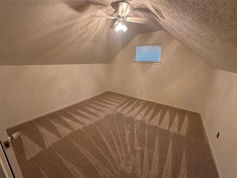 9239 Walnut Rd — Photo 14