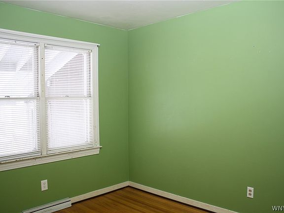 4th image of 6520 Campbell Blvd
