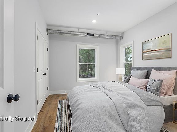 2nd image of 960 Diamond Ave NE #1