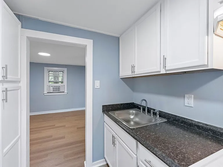 24 Begonia St — Photo 20