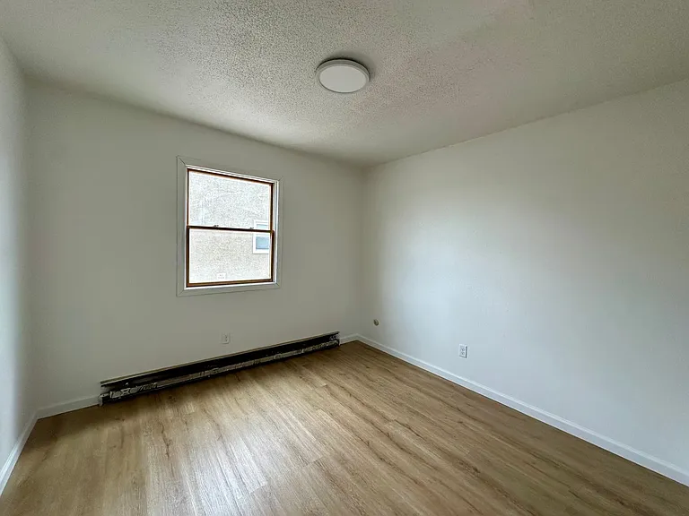 3509 S West Ave — Photo 13