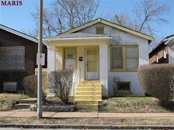 1st image of 2417 Laflin St