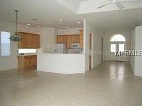 4th image of 7331 Stanhope Ct