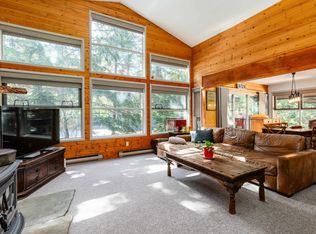 6250 Eagle Dr, Whistler, BC V8E 0C7