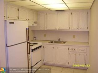 46 Newport Ct #C, Deerfield Beach, FL 33442