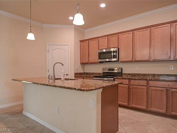 3rd image of 10952 Cherry Laurel Dr