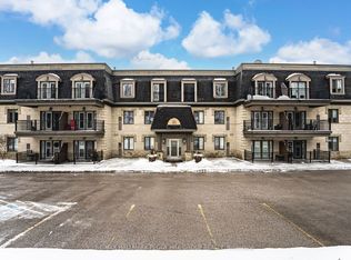 200 Collier St #104, Barrie, ON