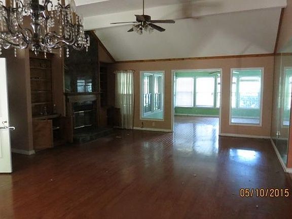 3rd image of 981 Portabella Ln