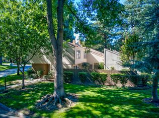 101 Dunbarton Cir, Sacramento, CA 95825