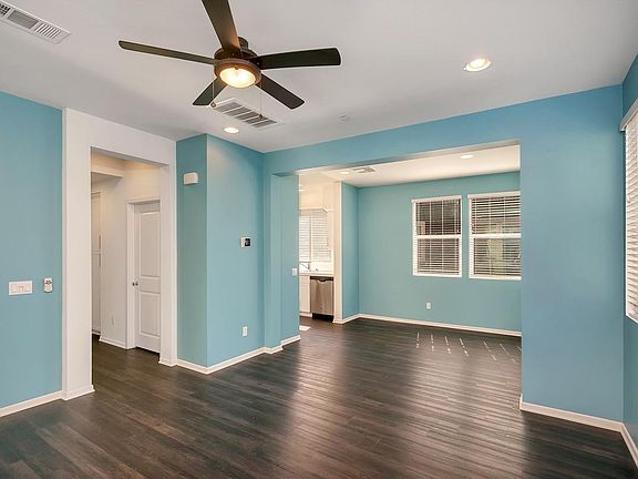 5th image of 213 Royal Gln Unit 312