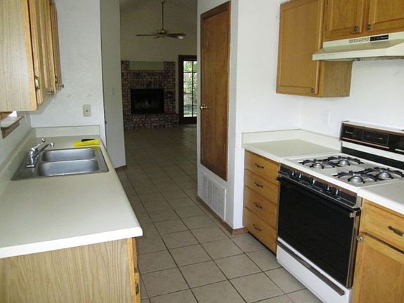 4th image of 7708 Bursera Dr NW
