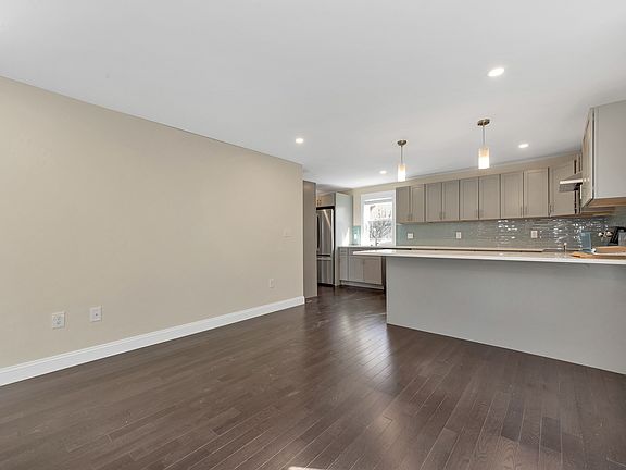 5th image of 43 Wright Ave #1F