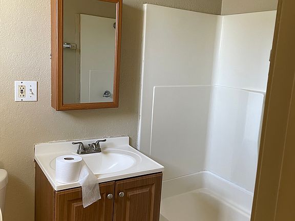 4th image of 1019 S Downey Rd #1021