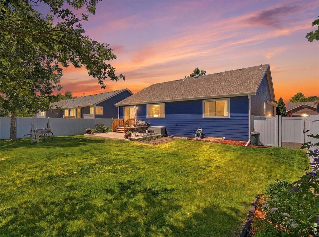 332 Whitney Bay