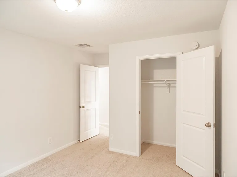 208 Cambria Green Ln — Photo 12