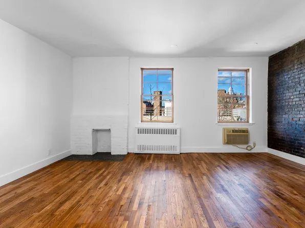 108 Perry Street image 2 of 8