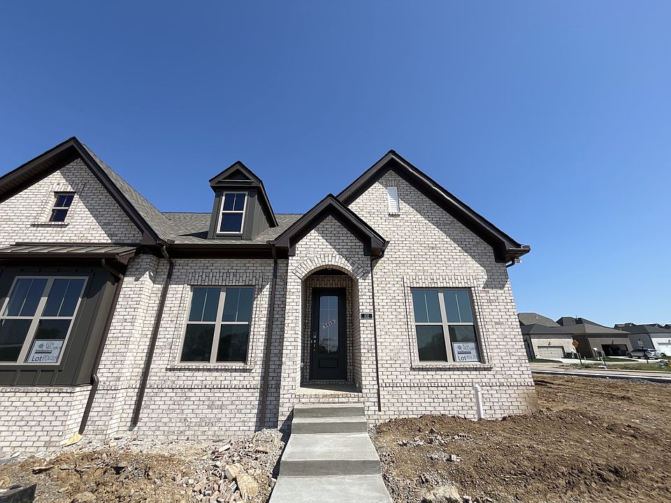 1st image of 102 Nelson St Lot 205