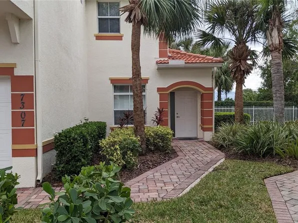 7307 Fountain Palm Cir #7-102, Bradenton, FL 34203
