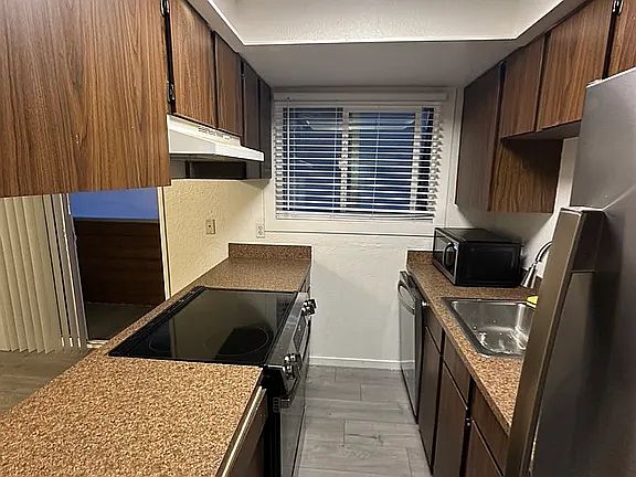 2nd image of 120 Stanford Dr APT C