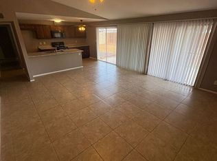 8002 W Mariposa Dr, Phoenix, AZ 85033