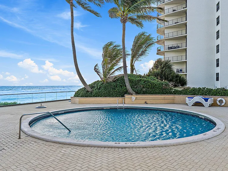 5440 N Ocean Dr #907 — Photo 36