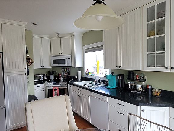 4th image of 406 Home Addition Dr