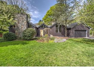 31 Grumman Ave, Norwalk, CT 06851