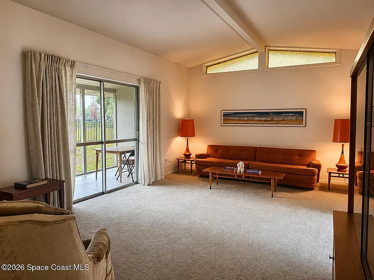 3080 Royal Oak Dr — Photo 9