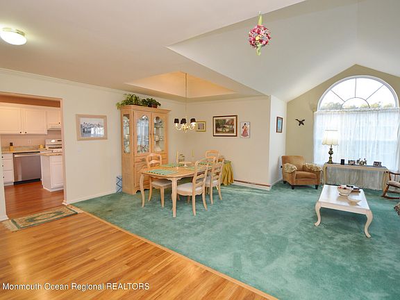 5th image of 2672 Lancaster Lane