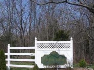 3 Forest Lake Dr, Wright City, MO 63390