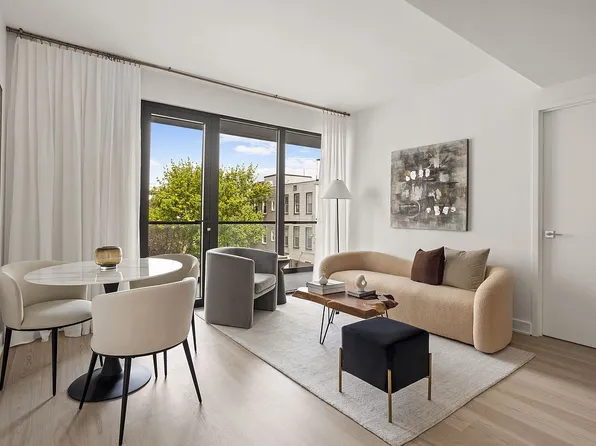 27-09 40th Ave #3C, Long Island City, NY 11101
