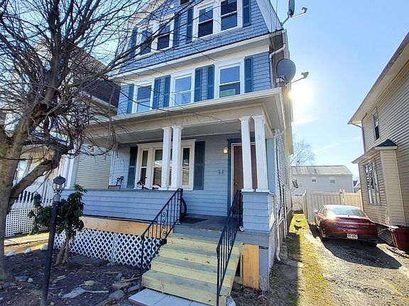 2nd image of 122 2nd Ave APT 5