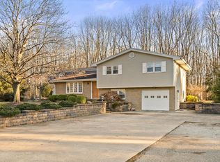 9220 Mount Gilead Rd, Fredericktown, OH 43019