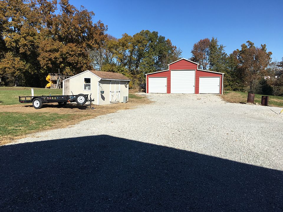 2nd image of 2673 N Shell Rd