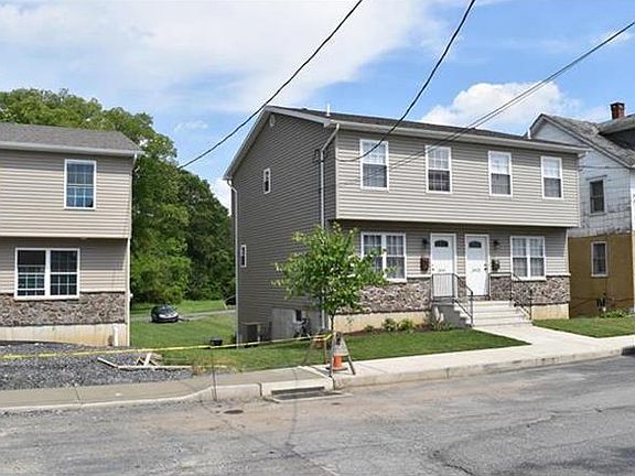 2nd image of 2431 Dewey Ave