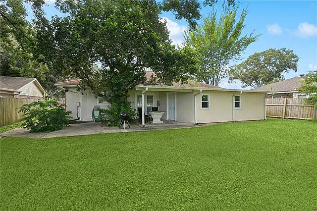 1648 Hampton Dr — Photo 21