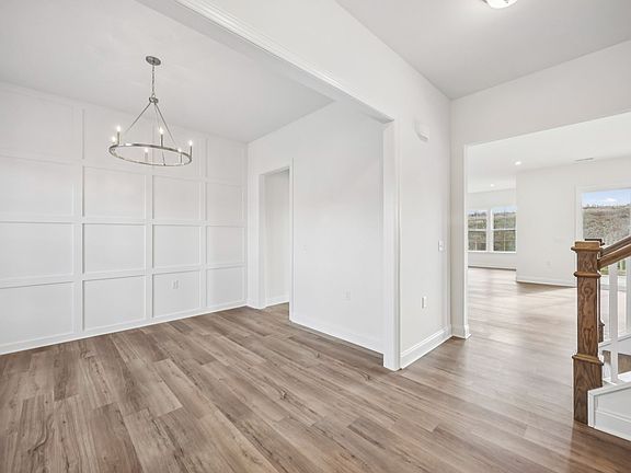 001 HHHunt Homes Haven Entry and Dining Area