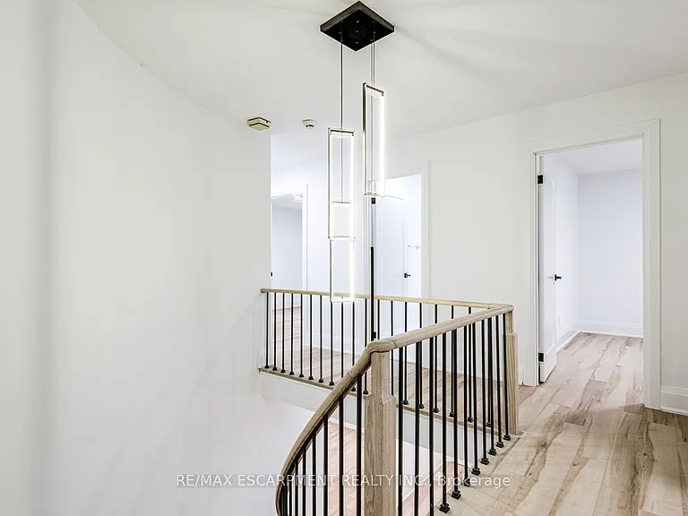2104 Mississauga Rd — Photo 20
