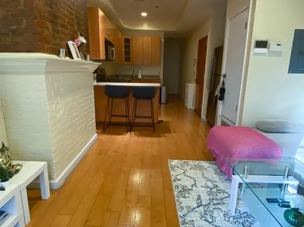 447 Pavonia Avenue image 13 of 16