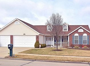 1201 Windward Ridge Dr, O'Fallon, MO 63366