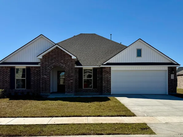 633 Griffiths Ct, Breaux Bridge, LA 70517
