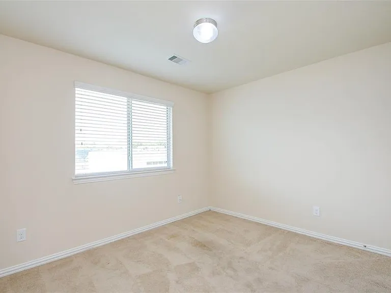 5136 Gable Ln — Photo 18