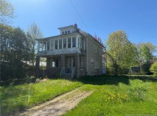 15 Elm St, McAdam, NB E6J1X5