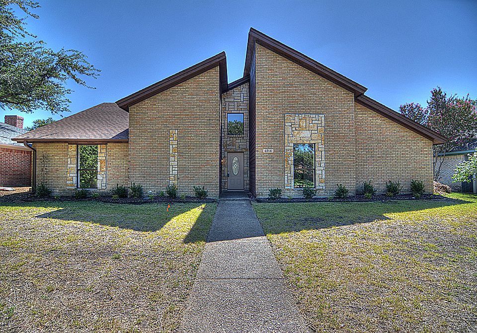 1st image of 6918 Robin Willow Dr